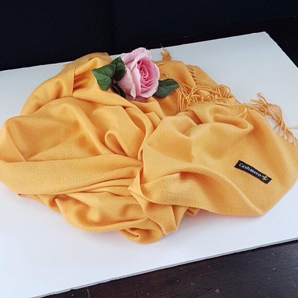 Vintage Golden Yellow Cashmere Pashmina Wrap Evening Shawl Christmas Gift - Picture 2 of 6